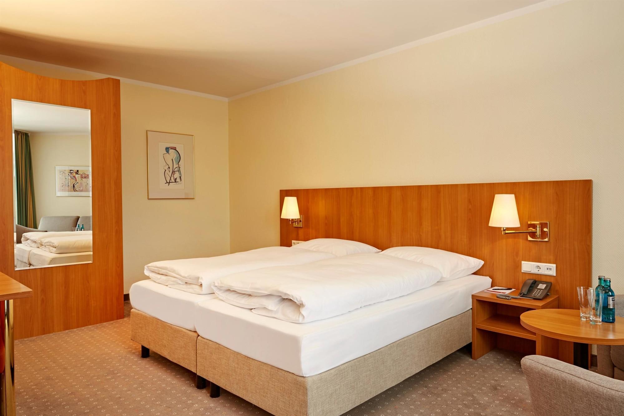 H+ Hotel Willingen Виллинген Экстерьер фото