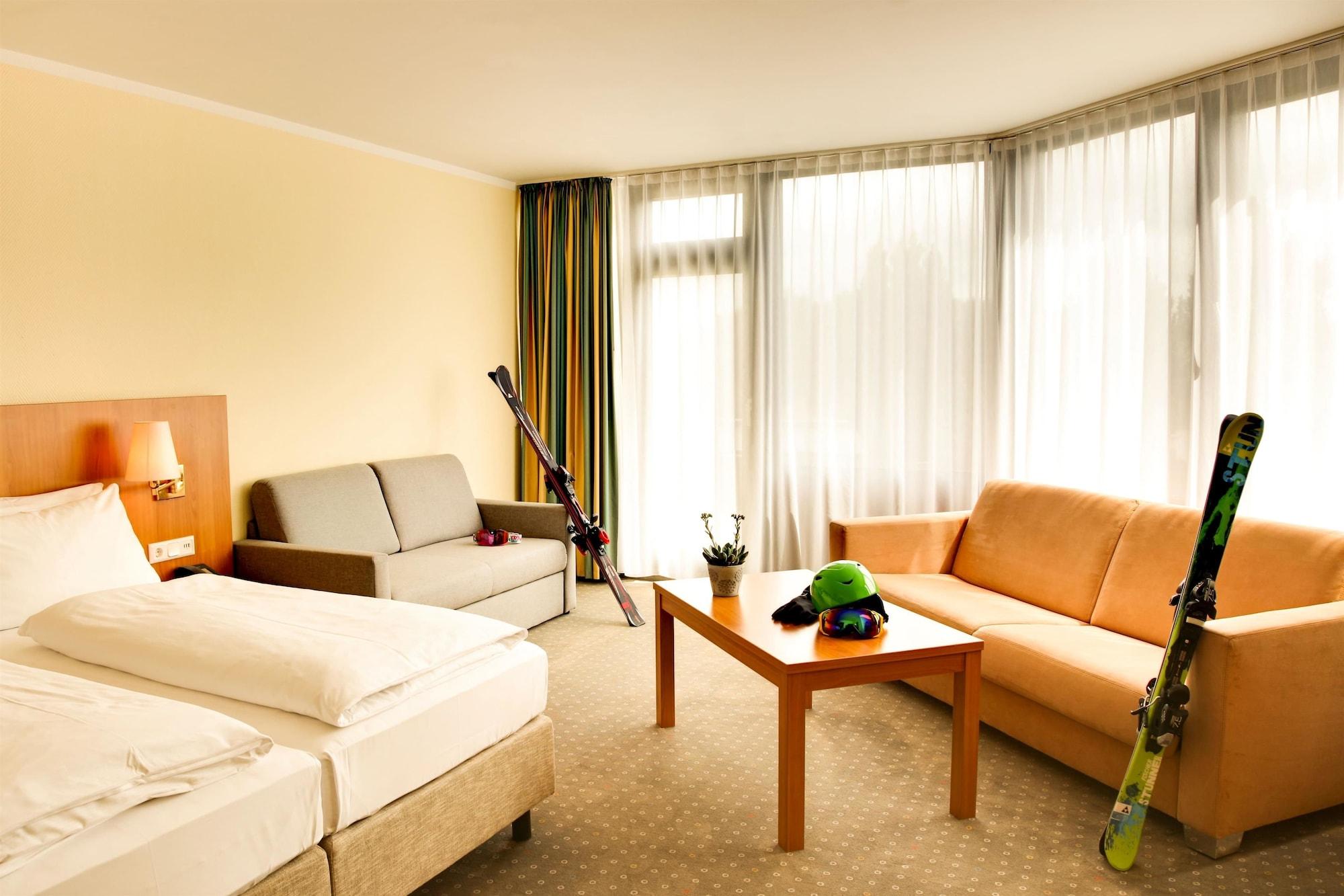 H+ Hotel Willingen Виллинген Экстерьер фото